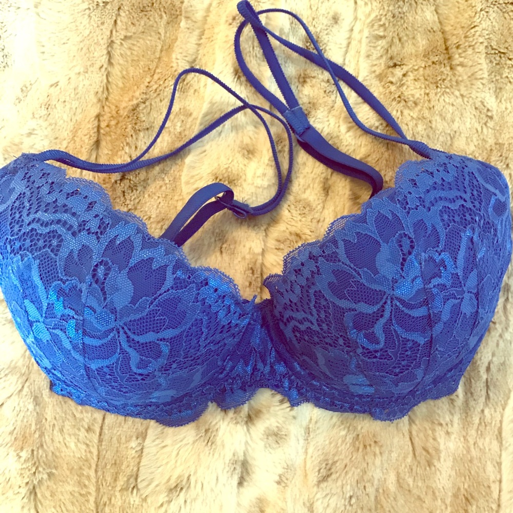 PINK Lace Uplift Demi